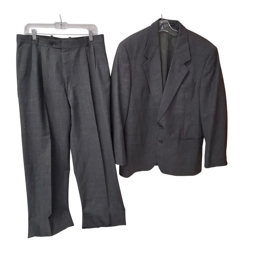 Pierre Balmain Vintage Men's Gray Two-Piece Suit Size 42R W36 - Read